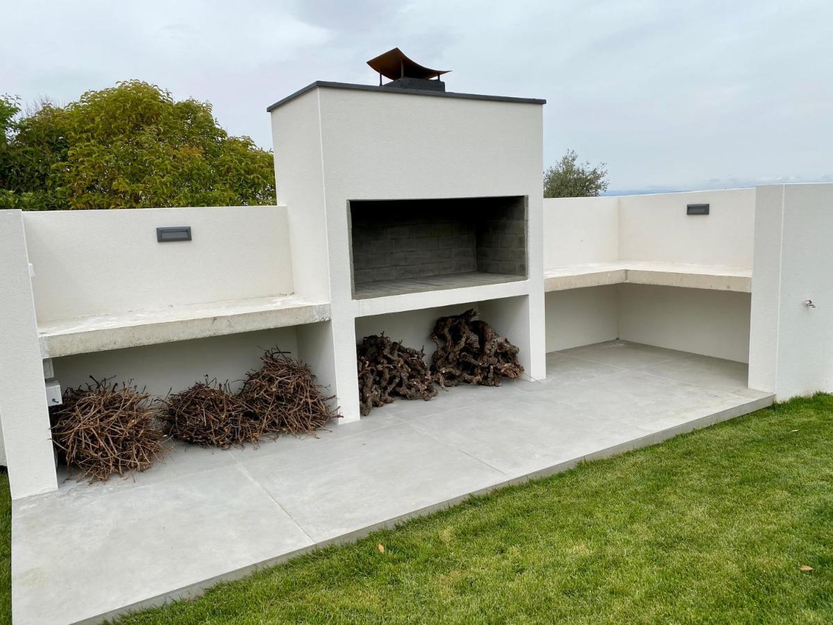 Villa D'Exception Avec Piscine A Debordement - Vue Panoramique Saint-Nazaire  外观 照片