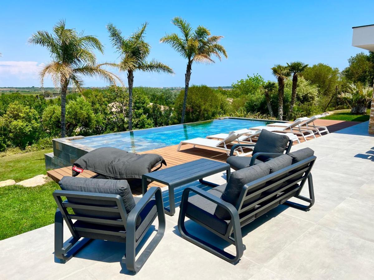 Villa D'Exception Avec Piscine A Debordement - Vue Panoramique Saint-Nazaire  外观 照片